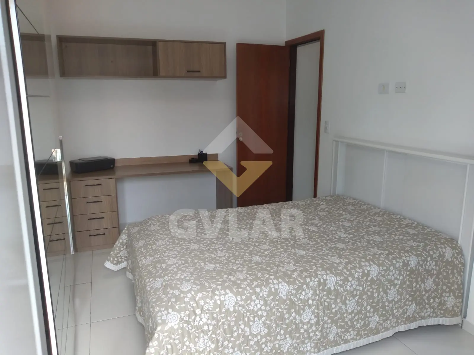 SOBRADO MOBILIADO 2 SUITES 3 VAGAS - VILA CARRÃO